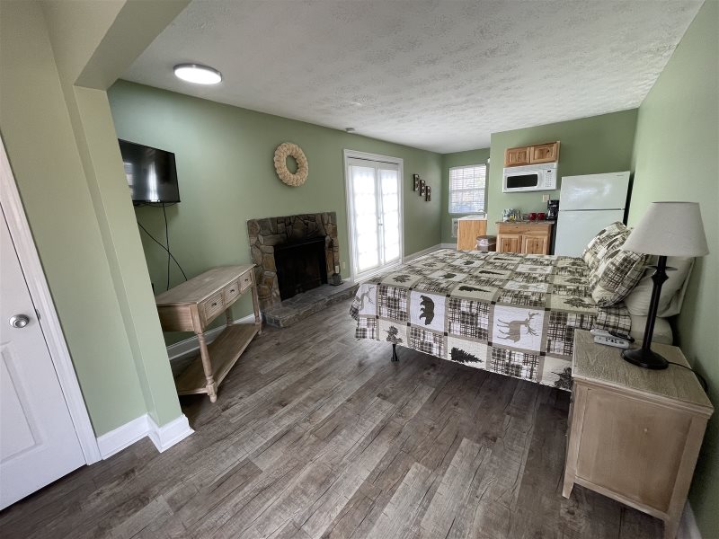 Bavarian Brook Rentals Unit 9a Vacation Rental in downtown Helen GA
